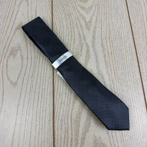 670 Alfani Men's Tie Foxboro Plaid 001 Black $55 Polyester (black & blue/grey)